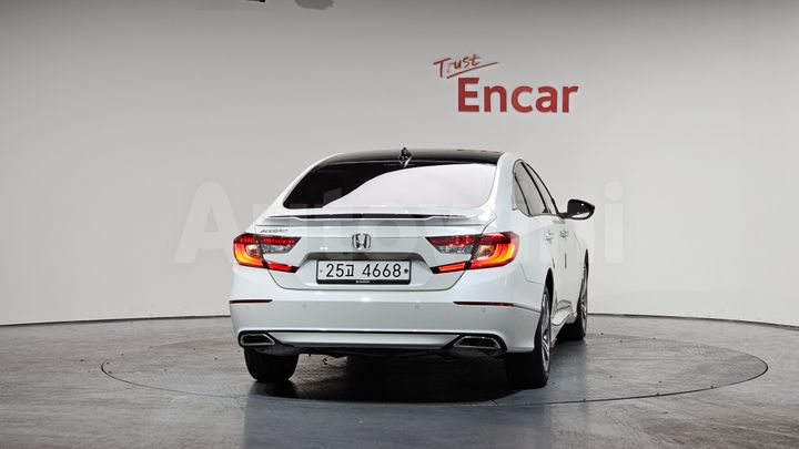 Honda Accord 2018 — 4