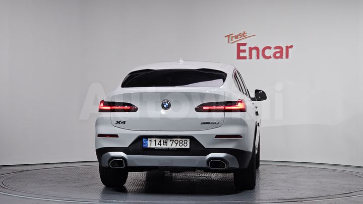 BMW X4 2022 — 4