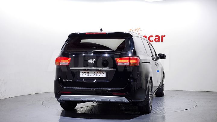 Kia Carnival 2016 — 4
