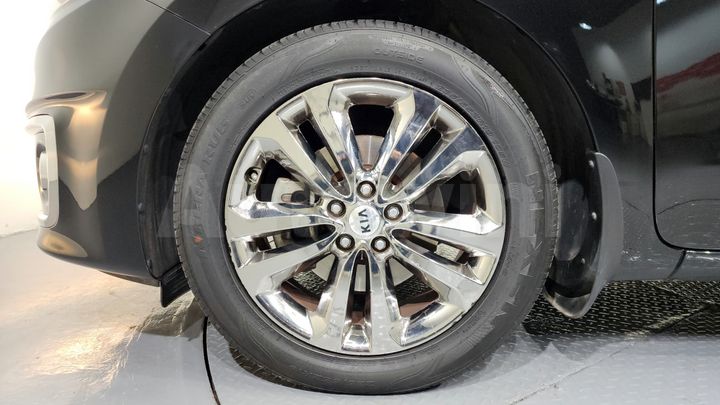 Kia Carnival 2016 — 5