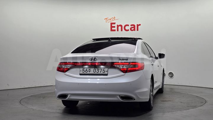Hyundai Grandeur 2015 — 4