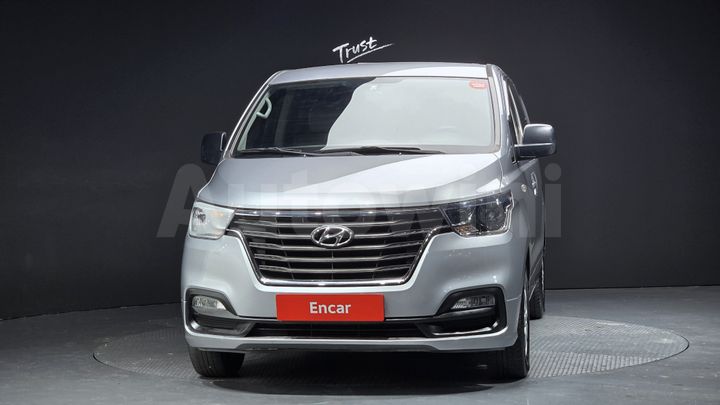 Hyundai Starex 2018 — 3