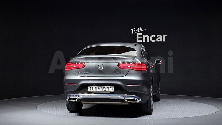Mercedes Benz GLC Class 2019 — 4