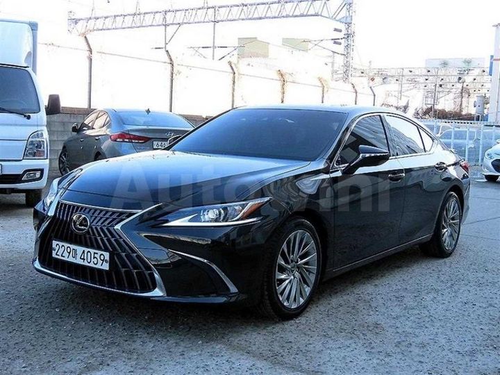 Lexus ES 2023 — 2