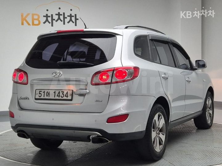 Hyundai SantaFe 2012 — 3