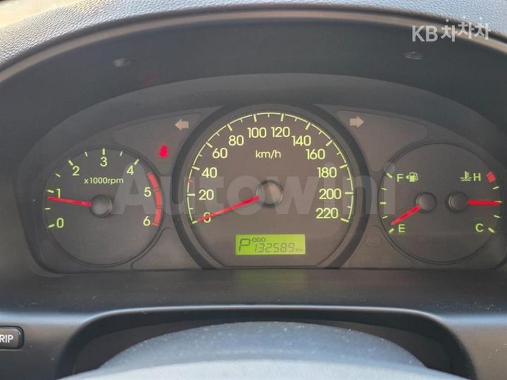 Hyundai Starex 2011 — 4
