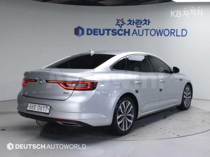 Renault SM6 2016 — 2