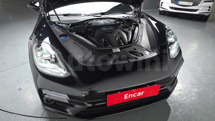 Porsche Panamera 2023 — 5