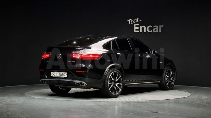 Mercedes Benz GLC Class 2018 — 2