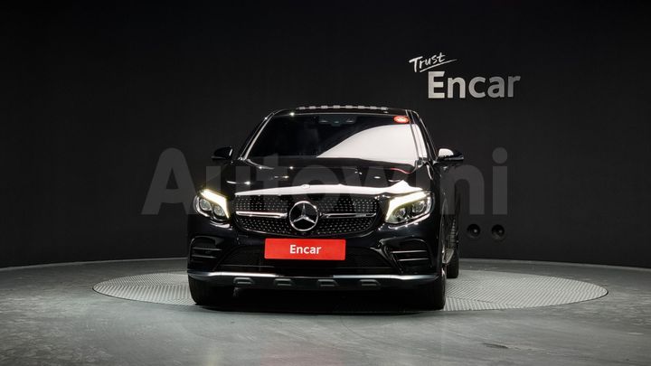 Mercedes Benz GLC Class 2018 — 3