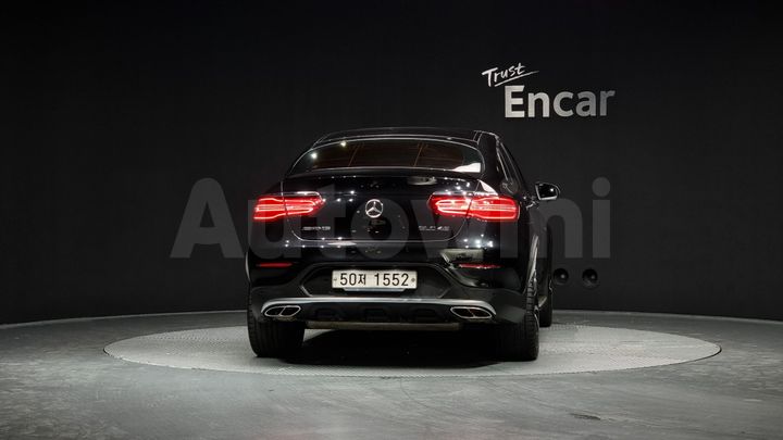 Mercedes Benz GLC Class 2018 — 4