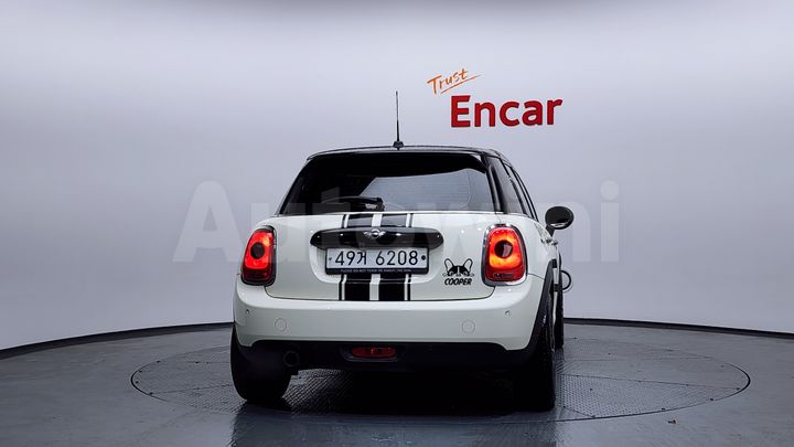 Mini Cooper 2017 — 4