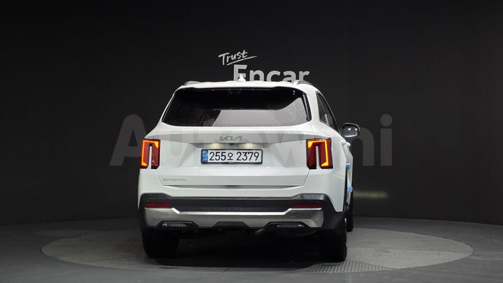 Kia Sorento 2025 — 4