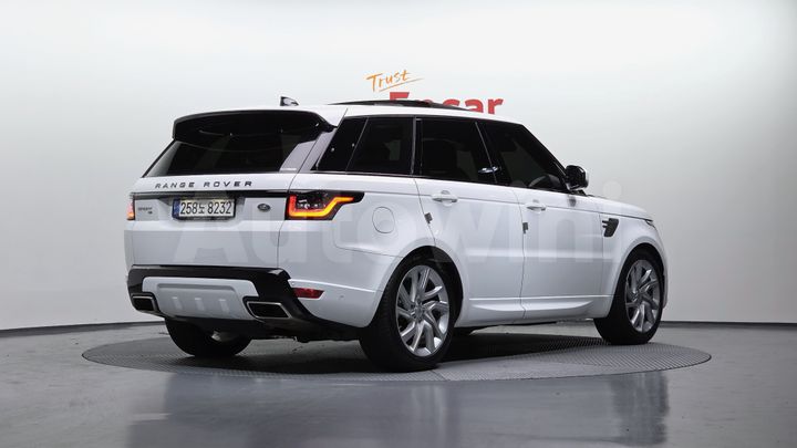 Land Rover Range Rover Sport 2022 — 2
