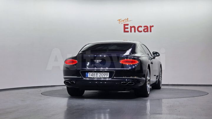 Bentley Continental 2022 — 4