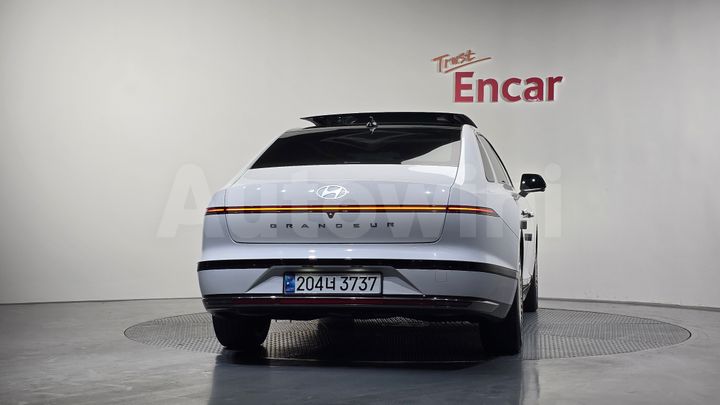 Hyundai Grandeur 2023 — 4