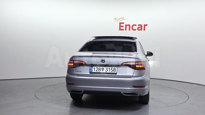 Volkswagen Jetta 2020 — 4
