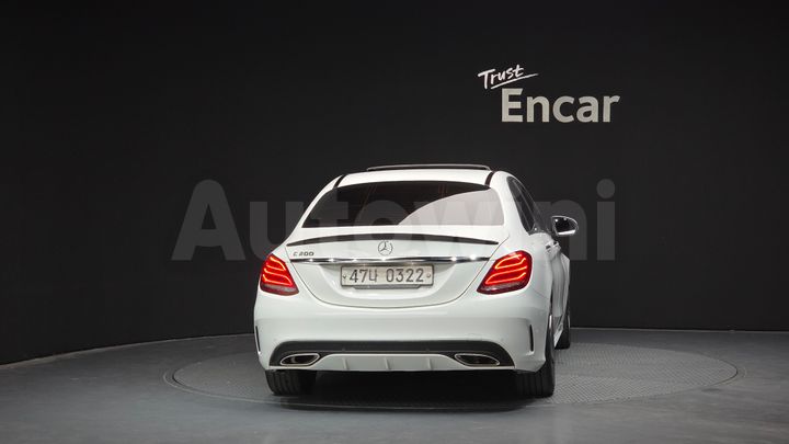 Mercedes-Benz C Class 2017 — 4