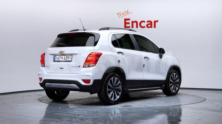 Chevrolet Trax 2020 — 2