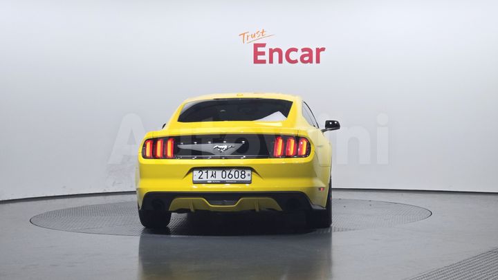 Ford Mustang 2017 — 4