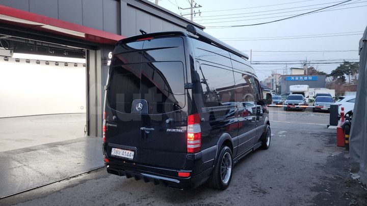 Mercedes Benz Sprinter