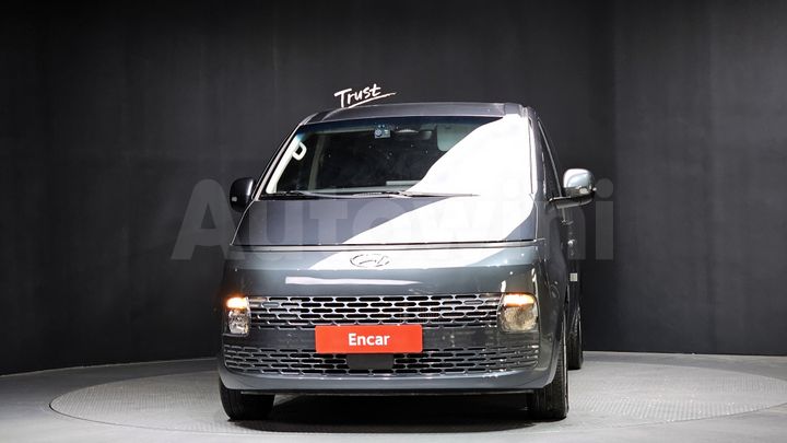 Hyundai Staria 2022 — 3