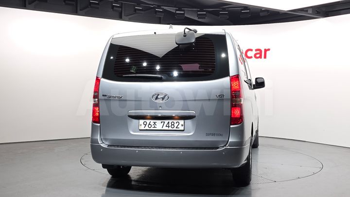 Hyundai Starex 2017 — 4