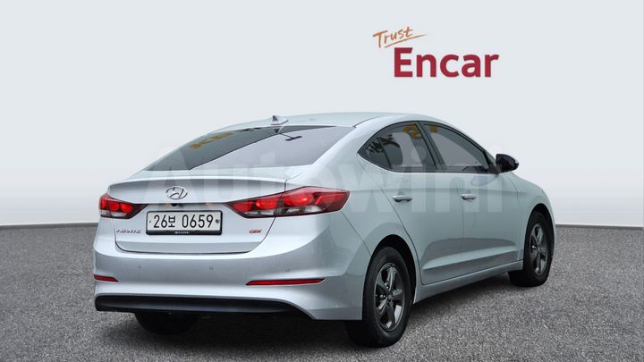 Hyundai Avante 2017 — 2