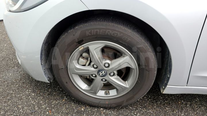 Hyundai Avante 2017 — 5