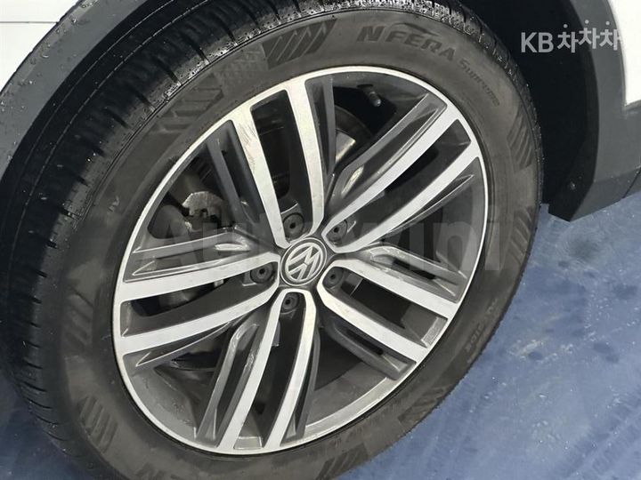 Volkswagen Tiguan 2020 — 4