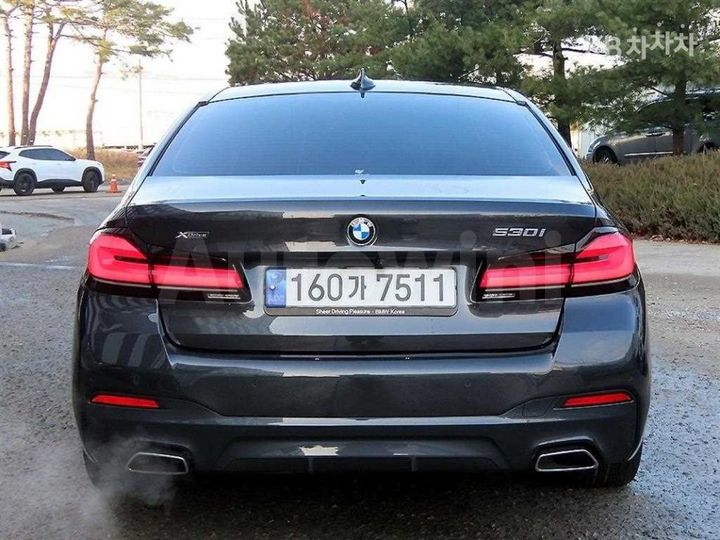 BMW 5 Series 2023 — 4