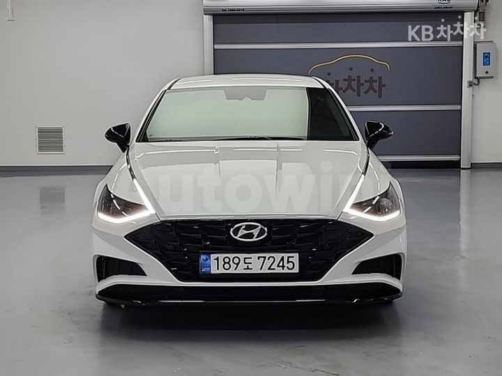 Hyundai Sonata 2022 — 2