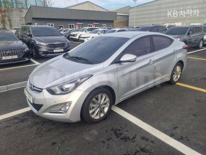 Hyundai Avante 2015 — 2