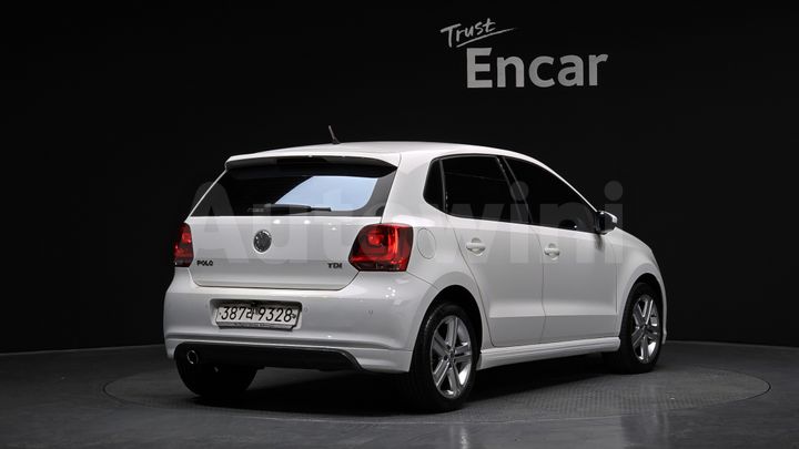 Volkswagen Polo 2014 — 2