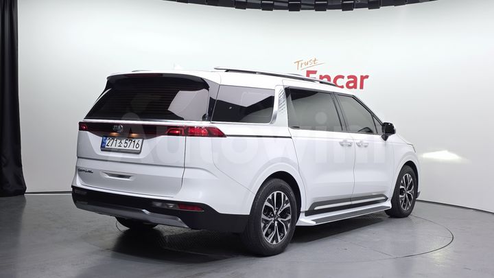 Kia Carnival 2021 — 2
