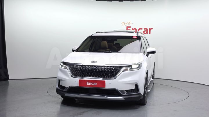 Kia Carnival 2021 — 3
