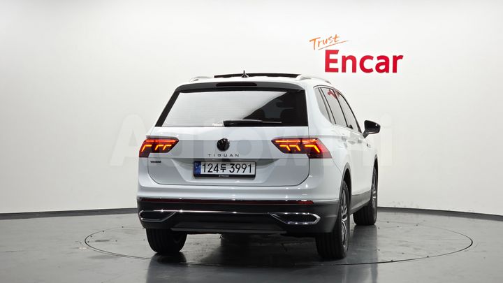 Volkswagen Tiguan 2024 — 4