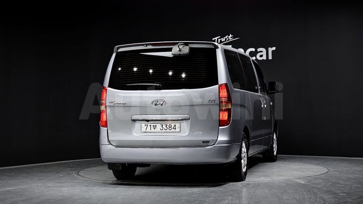 Hyundai Starex 2011 — 4