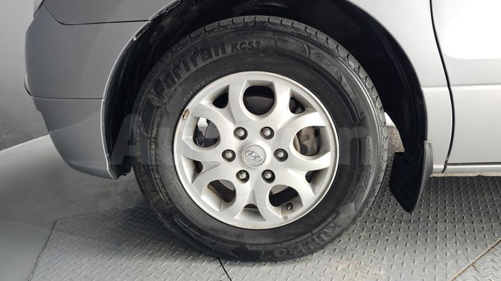Hyundai Starex 2011 — 5