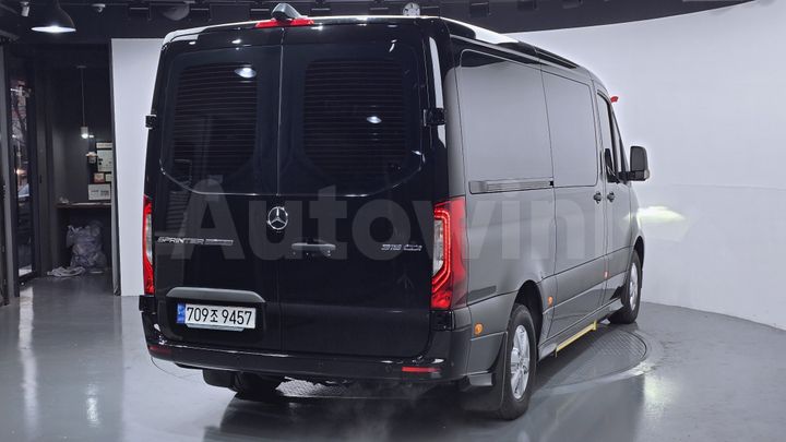 Mercedes Benz Sprinter