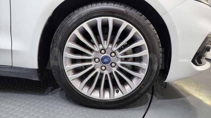 Ford Mondeo 2020 — 5