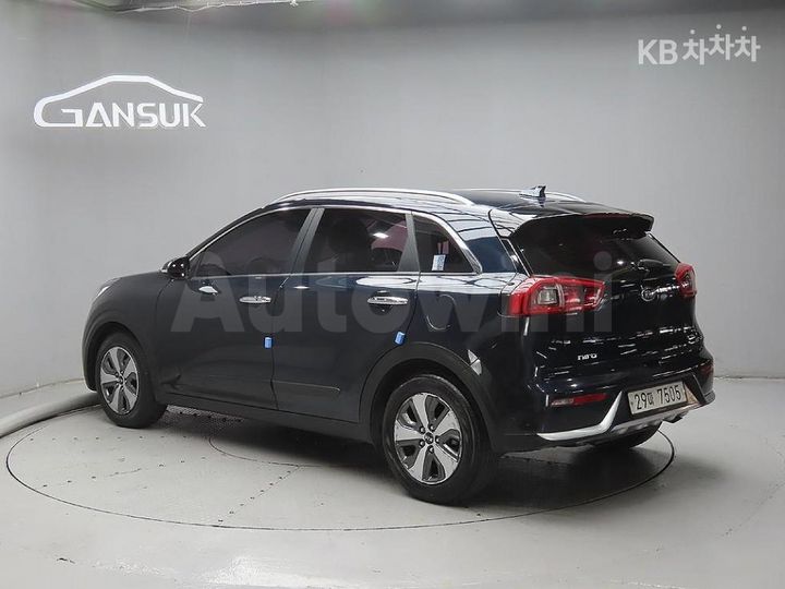Kia Niro 2018 — 3