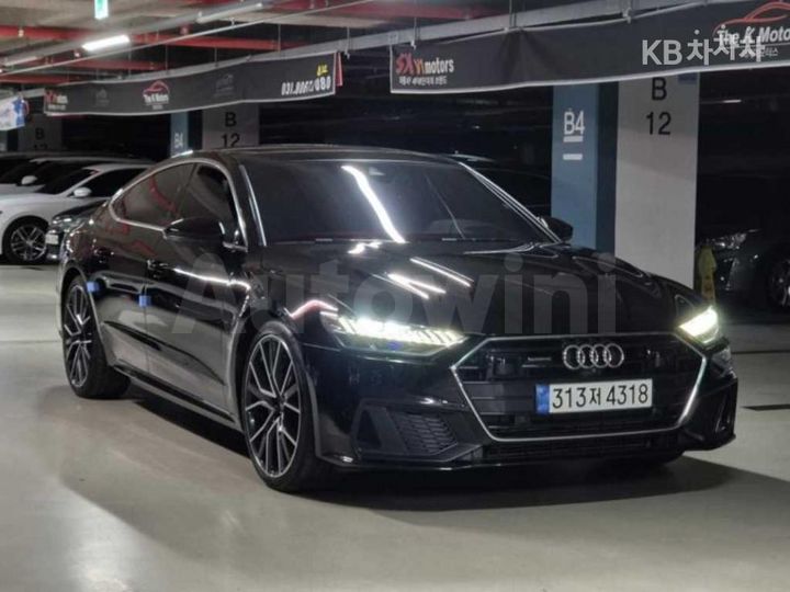 Audi A7 2021 — 2