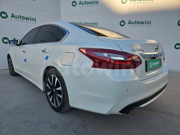 Nissan Altima 2018 — 3
