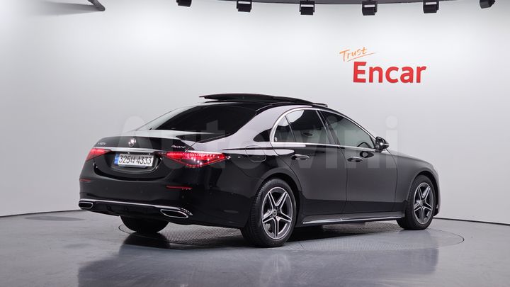 Mercedes Benz S Class 2022 — 2