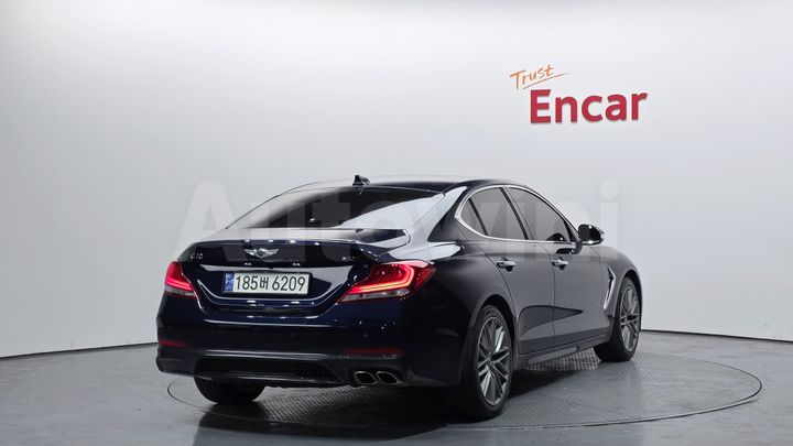 Genesis G70 2019 — 2