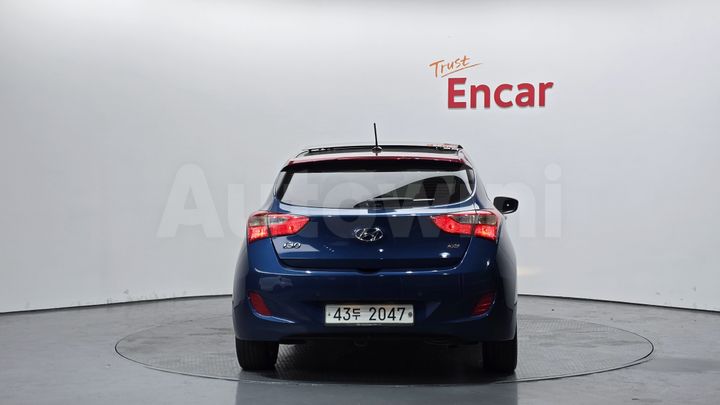 Hyundai i30 2015 — 4