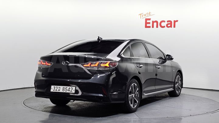 Hyundai Sonata 2018 — 2