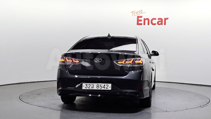 Hyundai Sonata 2018 — 4