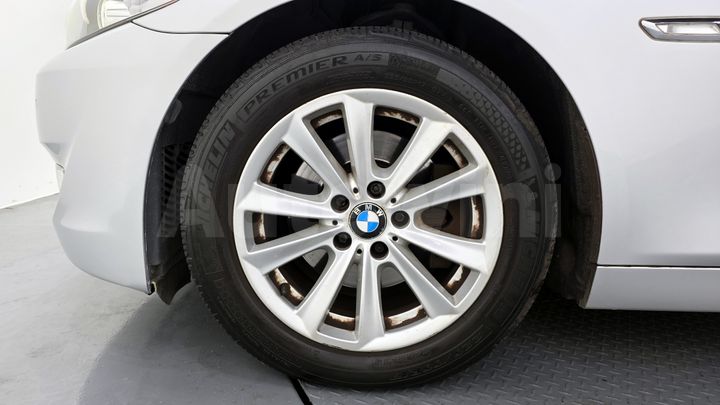 BMW 5 Series 2013 — 5